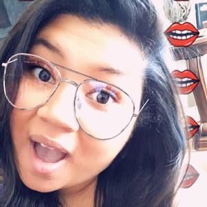 Meet your Posher, Keyarra